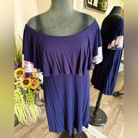 Eloges • Navy & Floral Lace Ruffle Off Shoulder Dress - Picture 12 of 16